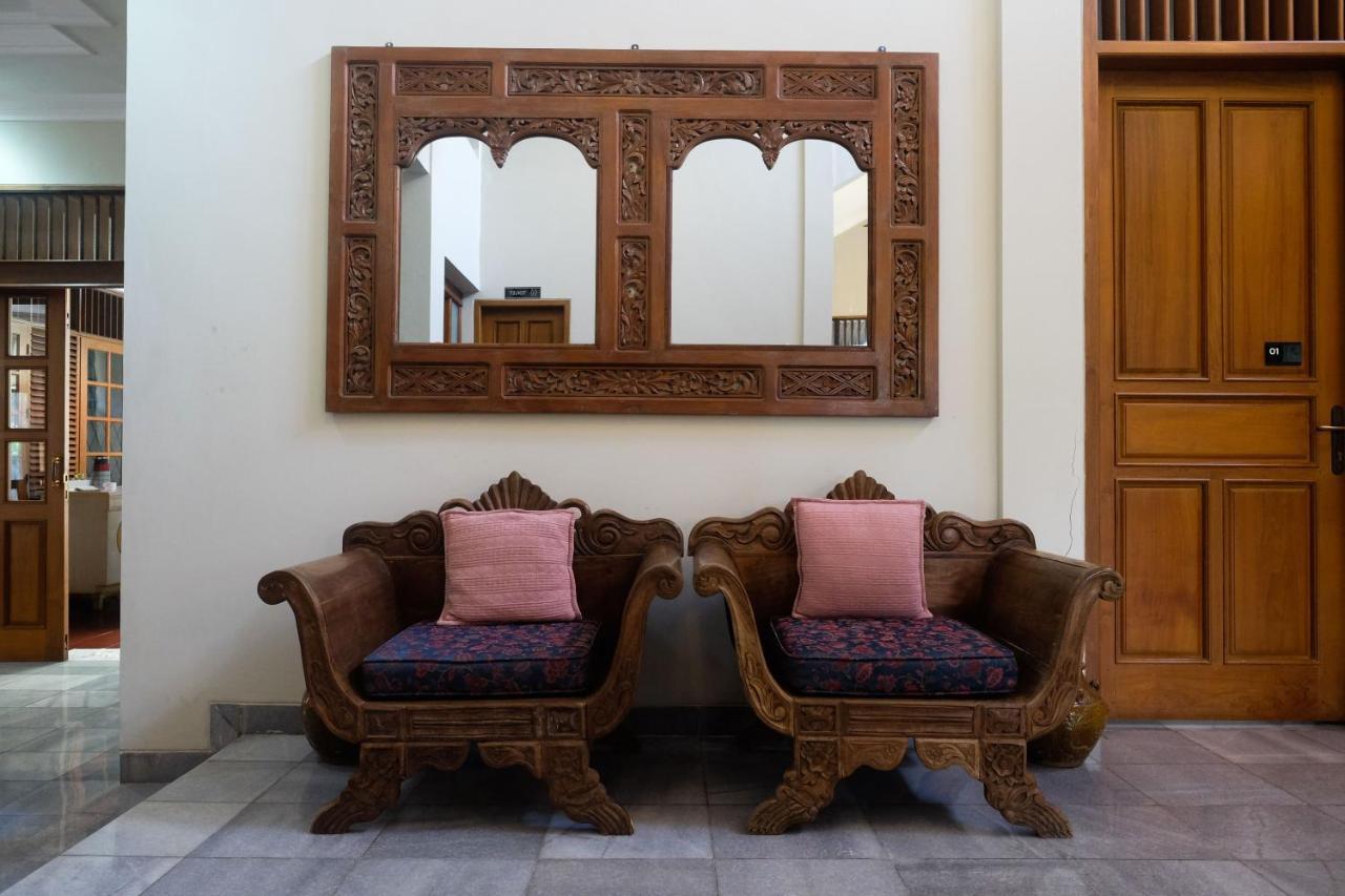 Sareh Villa By The Lavana Semarang Exteriör bild